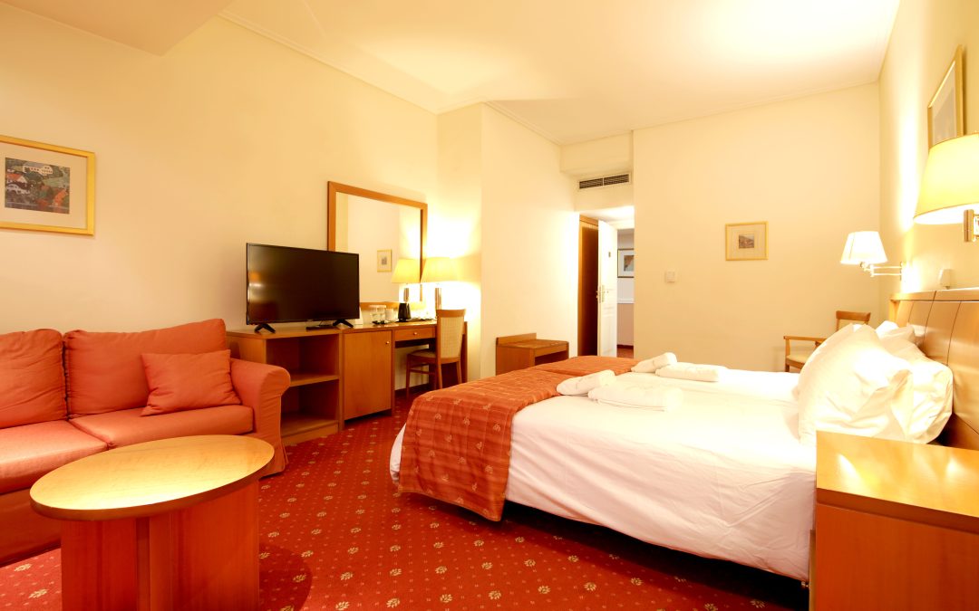Spacious triple room at Hotel Philippos ideal for family or business stays in Livadia Spacious triple room at Hotel Philippos ideal for family or business stays in Livadia