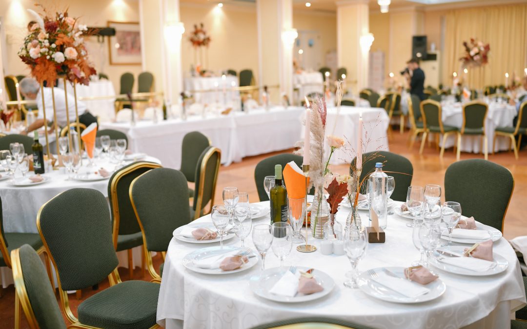 Classic twin room in Livadia hotel with comfortable beds and refined traditional style